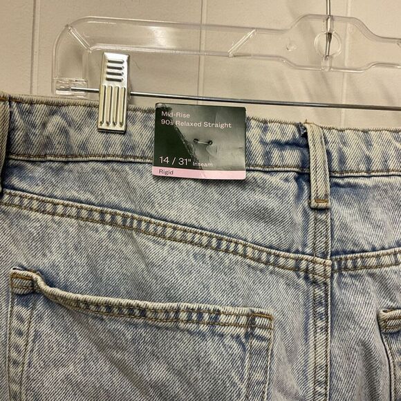 New Wild Fable Women's Size 14 Distressed Mid Rise 90s Relaxed Straight Jeans - Picture 7 of 11